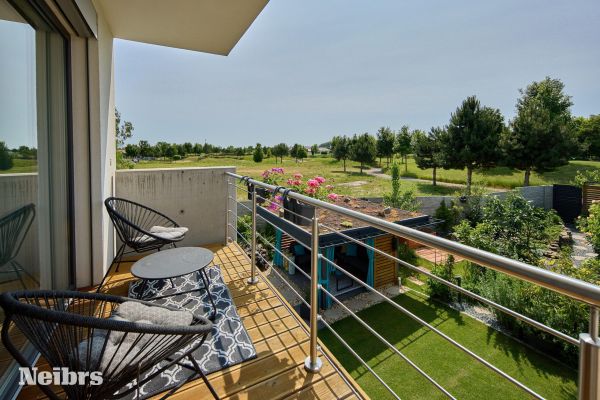 Rodinný dom s pozemkom (461m2) – Green Resort