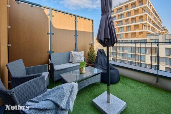 2 izbový byt s terasou a garážovým parkovacím miestom, Slnečnice – Zóna Mesto