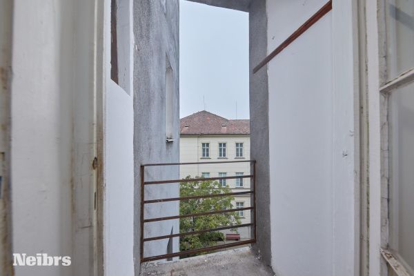 4,5 izbový byt s výhľadom na hrad, Námestie 1. mája