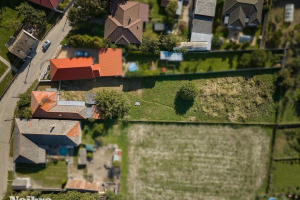 Vidiecky dom s pozemkom (1643m2),