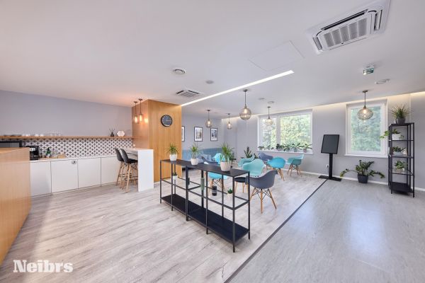 Obchodný priestor na odstúpenie (412m2), Námestie hraničiarov