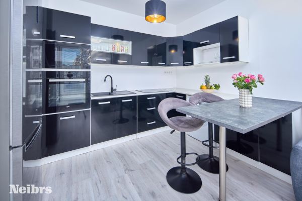2 izbový byt s terasou a garážovým parkovacím miestom, Slnečnice – Zóna Mesto