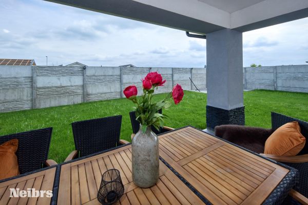 Rodinný dom s pozemkom (504m²) – novostavba