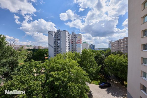 3 izbový zariadený byt, Budatínska ulica