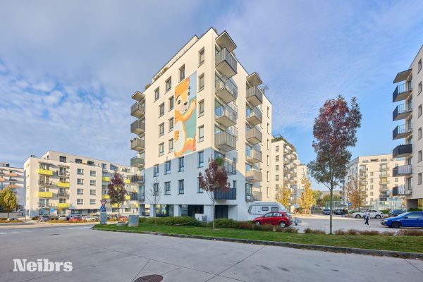 1,5 izbový zariadený byt v projekte Dúbrava