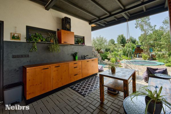 Rodinný dom s pozemkom (461m2) – Green Resort