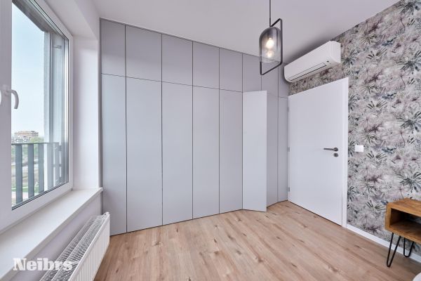 4 – izbový priestranný byt na najvyššom poschodí v projekte Slnečnice – Viladomy.
