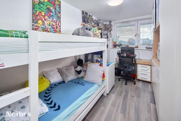 3 izbový byt s balkónom (10m²) a garážovým parkovacím miestom v projekte Matadorka