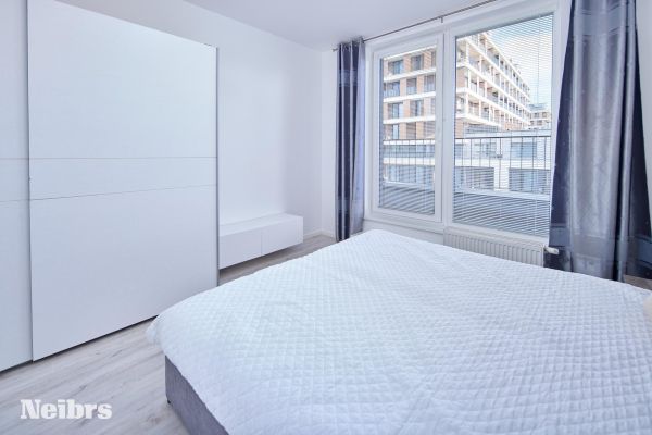 2 izbový byt s terasou a garážovým parkovacím miestom, Slnečnice – Zóna Mesto