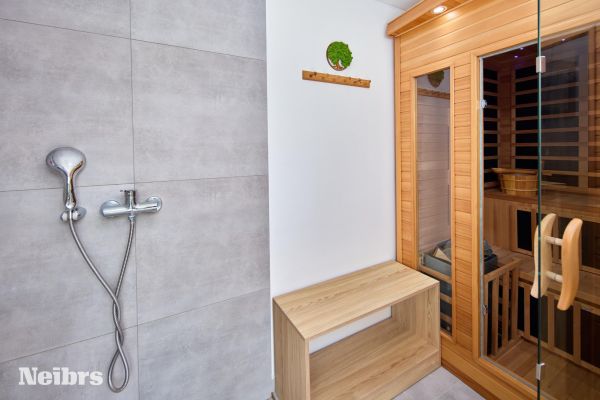 Rodinný dom s pozemkom (461m2) – Green Resort