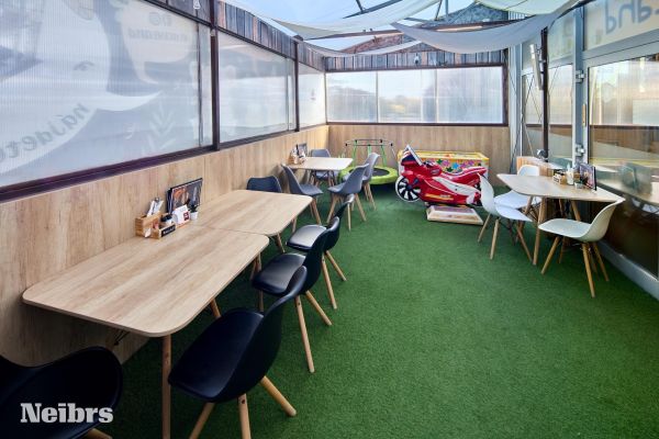 Odstúpenie zabehnutej gastro prevádzky – Pizzeria s reštauráciou a detským interiérovým ihriskom