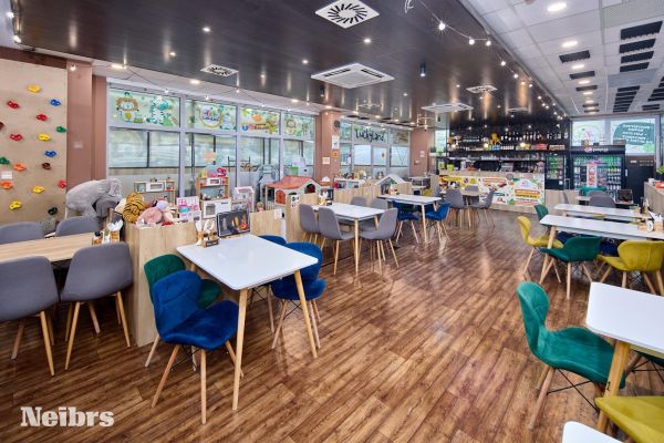 Odstúpenie zabehnutej gastro prevádzky – Pizzeria s reštauráciou a detským interiérovým ihriskom