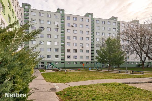 3 izbový zariadený byt, Vŕbová ulica